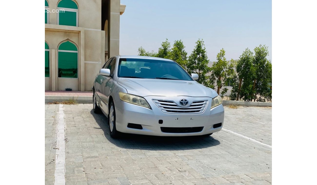 Toyota Camry Good condition car  GCC