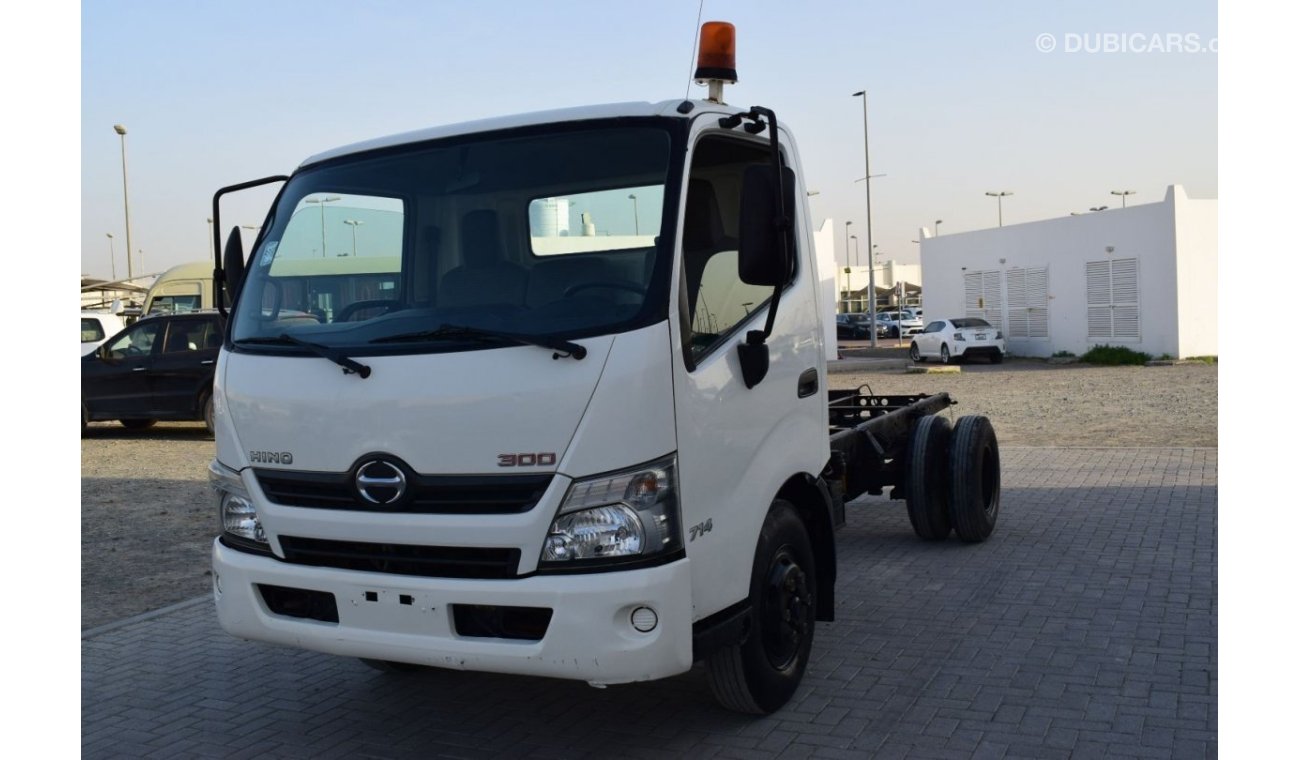 هينو 300 Hino 714 Cab chassis, model:2016. Only done 53000 km