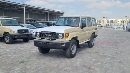 تويوتا لاند كروزر هارد توب TOYOTA LC 76 HARDTOP 4.2L DIESEL V6 2024 WHITE/BEIGE