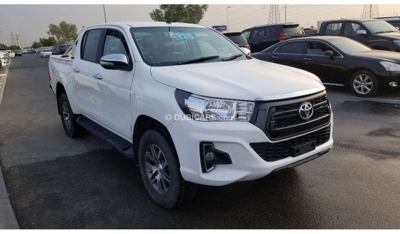 Used Toyota Hilux 2.8-liter turbodiesel four-cylinder engine that makes ...