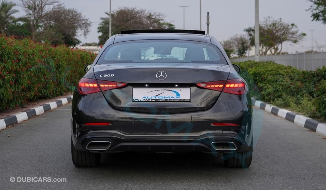 Mercedes-Benz C 300 “Baby S Class” , Night Package , 2023 GCC , 0Km , (ONLY FOR EXPORT)