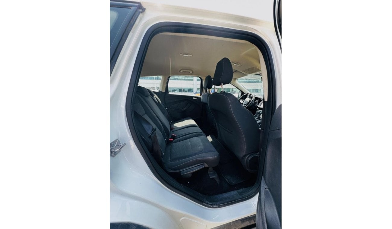 Ford Escape SE AED 460 P.M | FORD ESCAPE | 2.5L I4 | GCC SPECS | WELL MAINTAINED