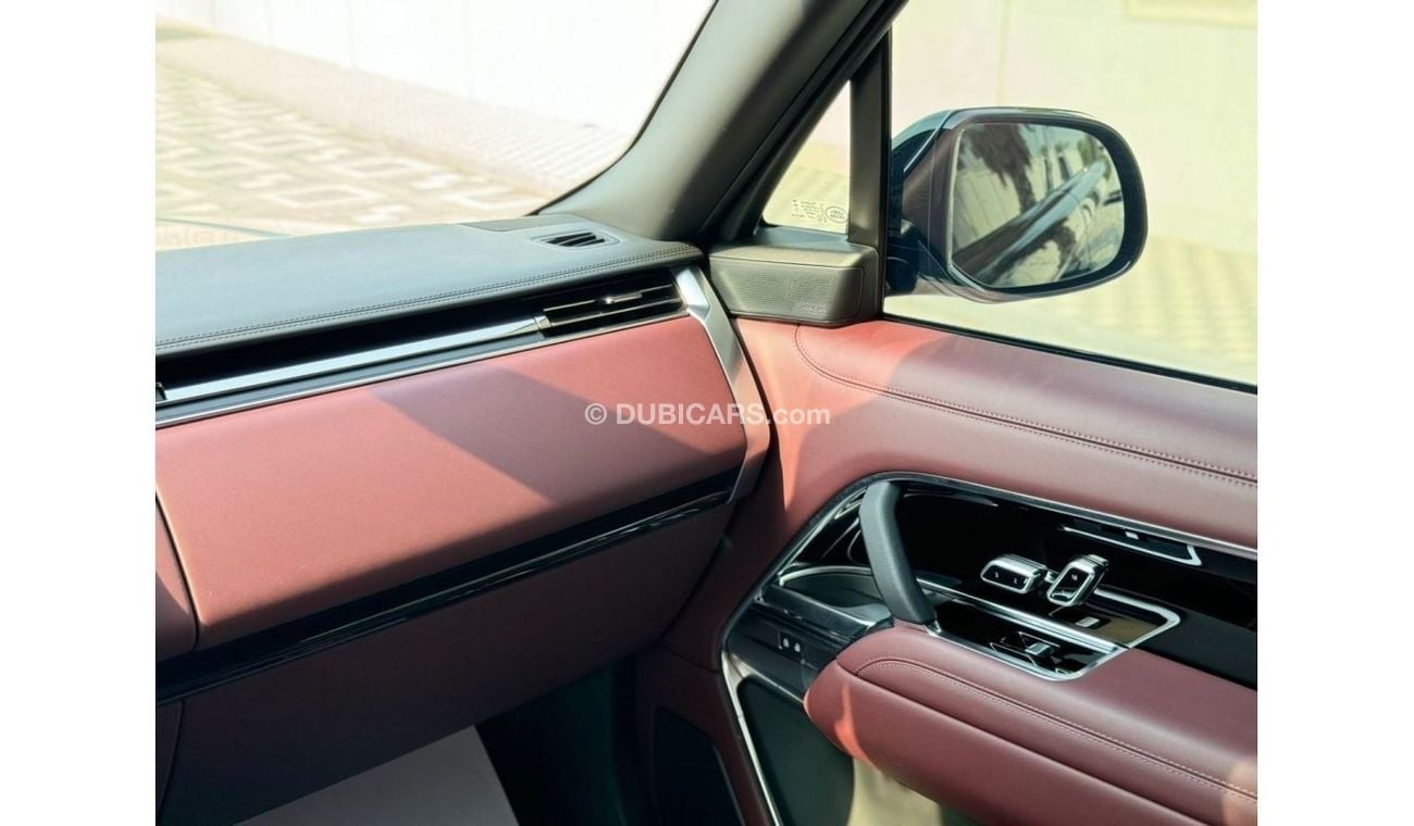 لاند روفر رينج روفر RANGE ROVER AUTOBIOGHRAPHY MODEL 2023 GCC SPECS NO ACCIDETN OR PAINT UNDER WARRANTY + SERVICE