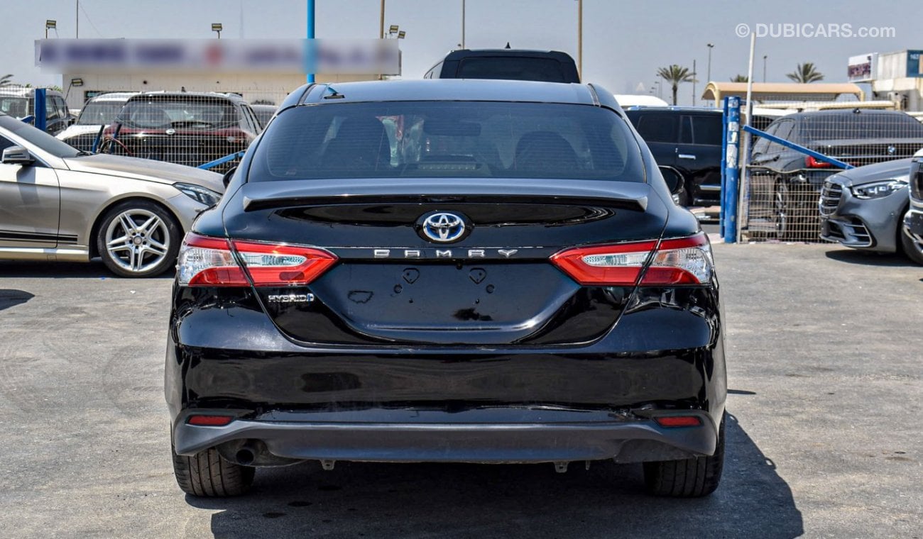 Toyota Camry 2.5 L Hybrid