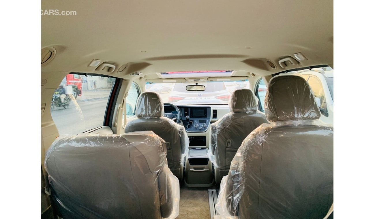 Toyota Sienna XLE 2017