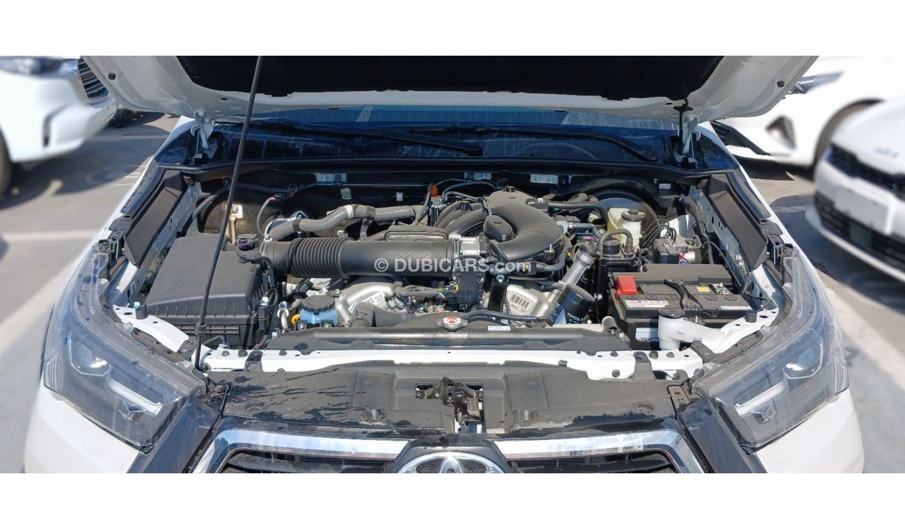 تويوتا هيلوكس Toyota Hilux Adventure 4.0L Petrol AT 2025YM