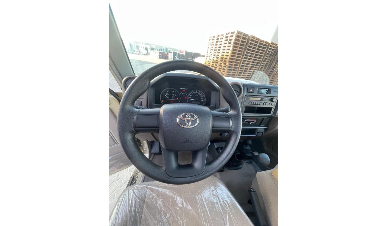 Toyota Land Cruiser 4.0 pickup