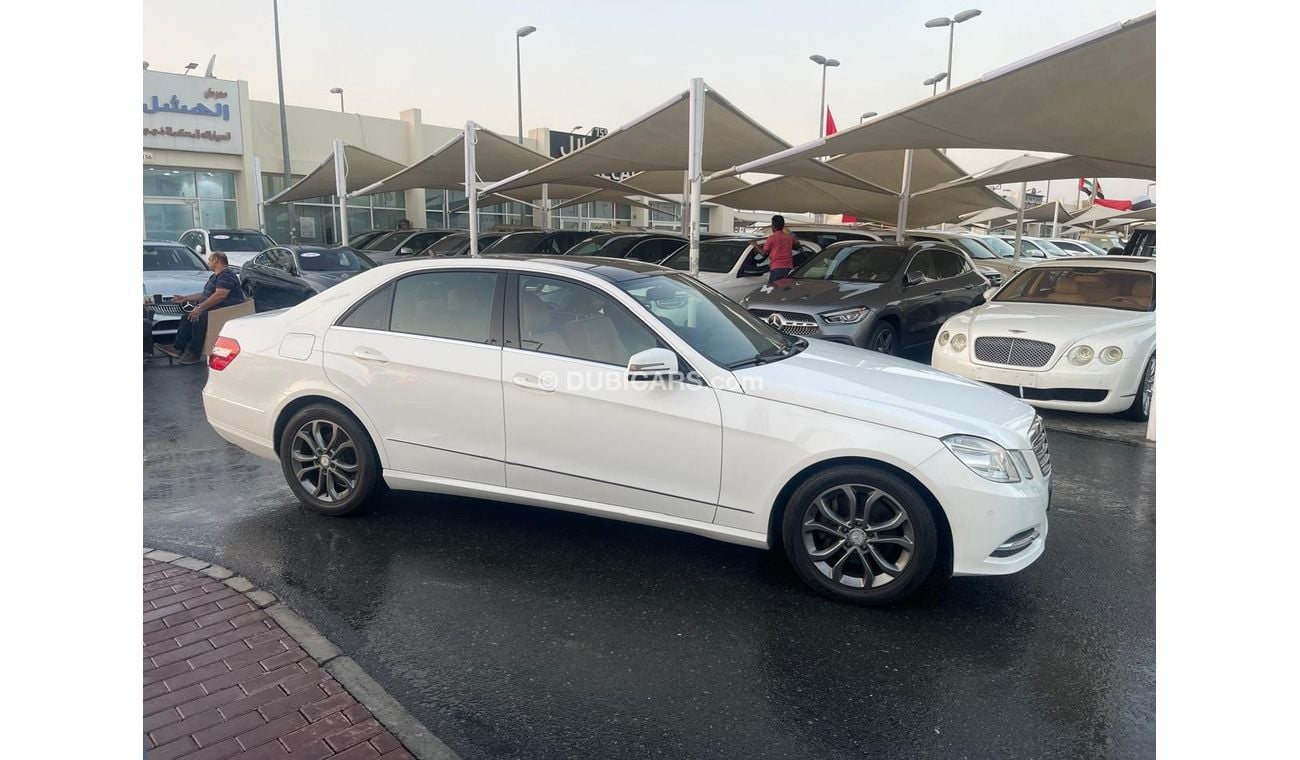 مرسيدس بنز E300 Avantgarde Mercedes E300 AMG_Gulf_2013_excellent condition_Full option