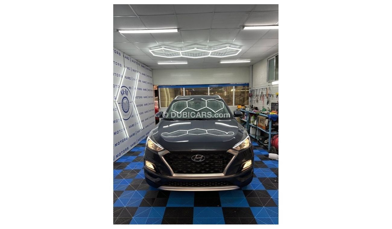 Hyundai Tucson Hyundai Tucson 2019 with a 2.0L 4wd engine in good perfect condition there are sensors of a slip zon