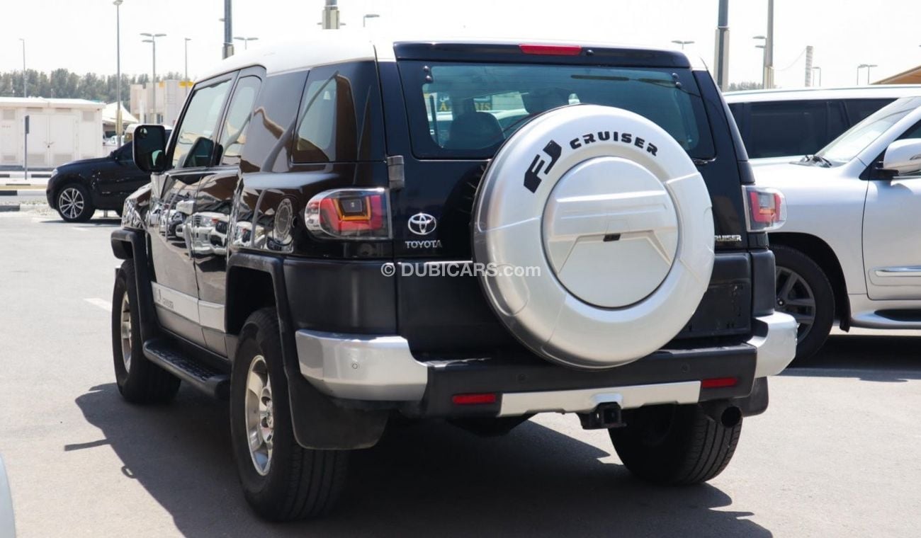 Toyota FJ Cruiser