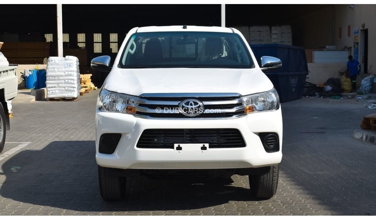 تويوتا هيلوكس TOYOTA HILUX DLX 2.4 PETROL AUTOMATIC 2024 GCC OMAN