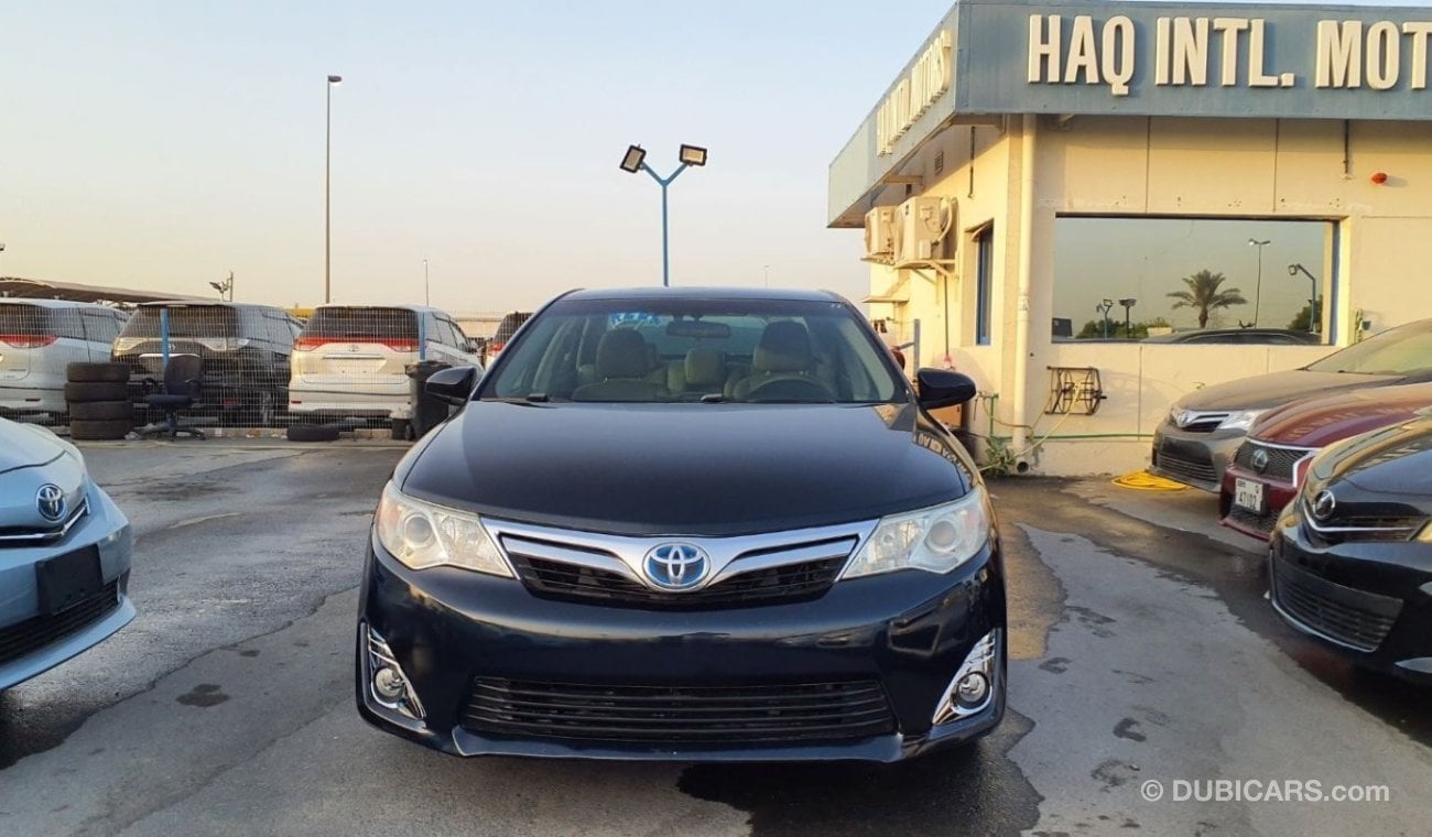 تويوتا كامري Toyota Camry LE Hybrid