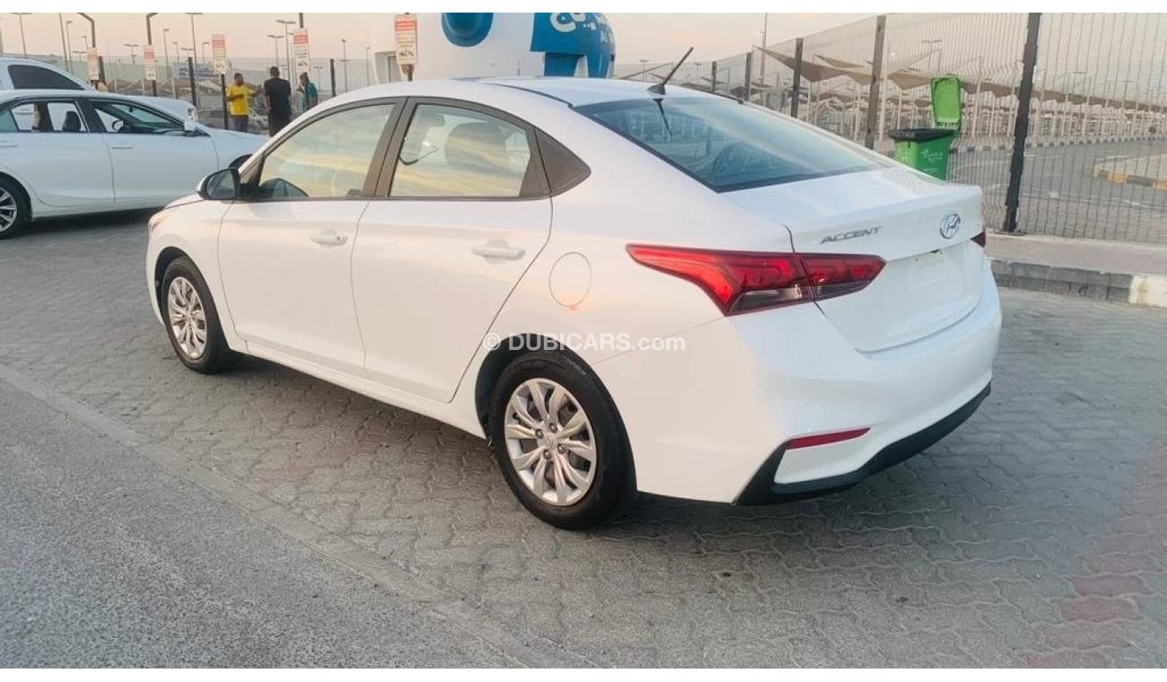 Used Hyundai Accent GL 1.6Cc 2018 for sale in Dubai - 557959