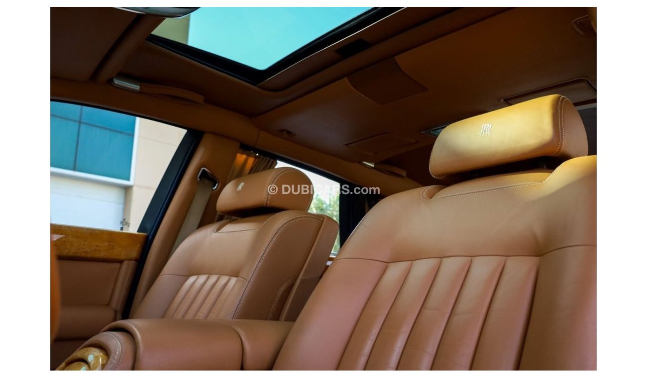 رولز رويس فانتوم Rolls-Royce Phantom 2010 GCC Flood Free.