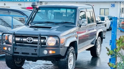 Toyota Land Cruiser Pick Up