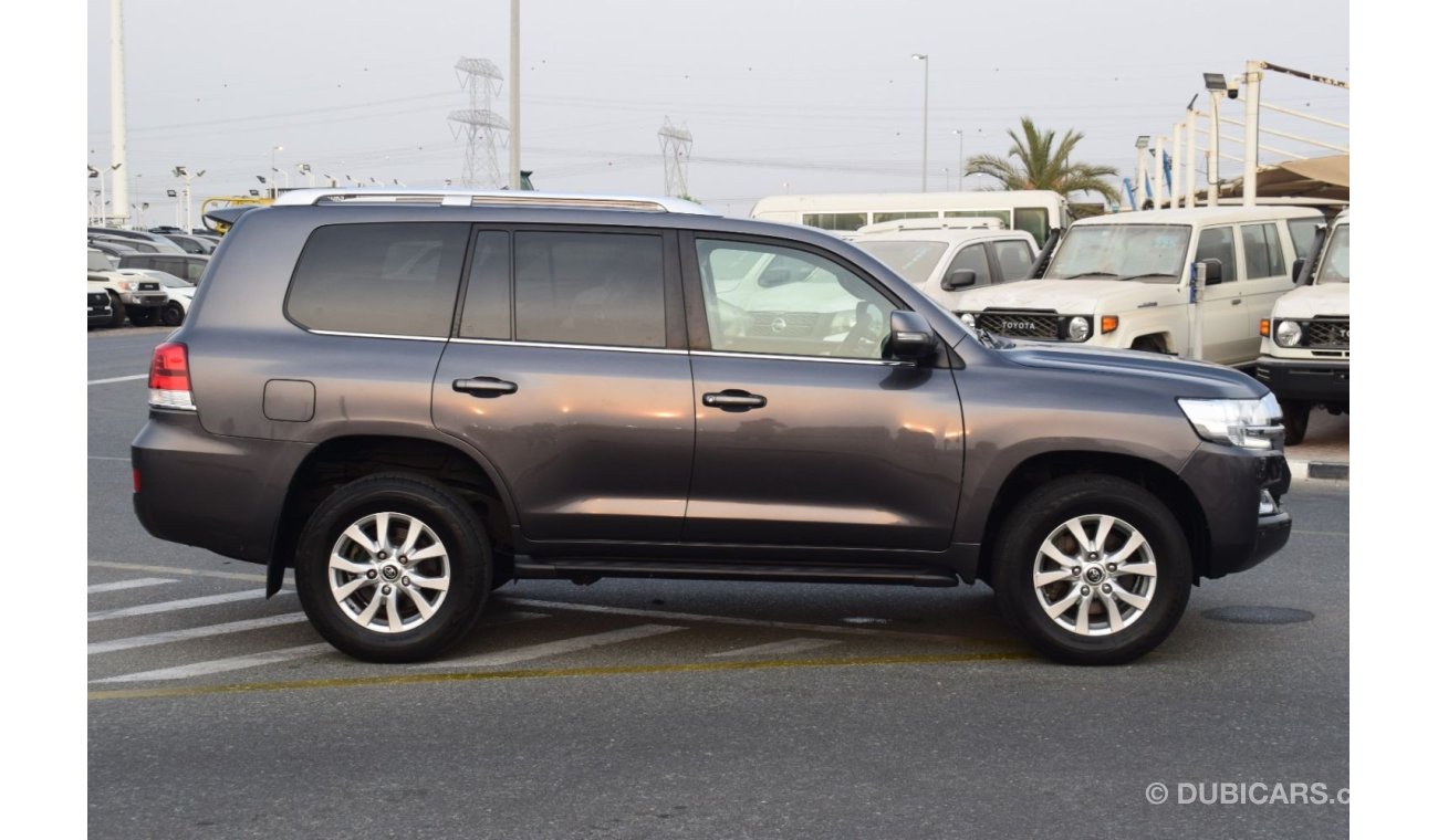 Toyota Land Cruiser 2018 TOYOTA LAND CRUISER  VX V8