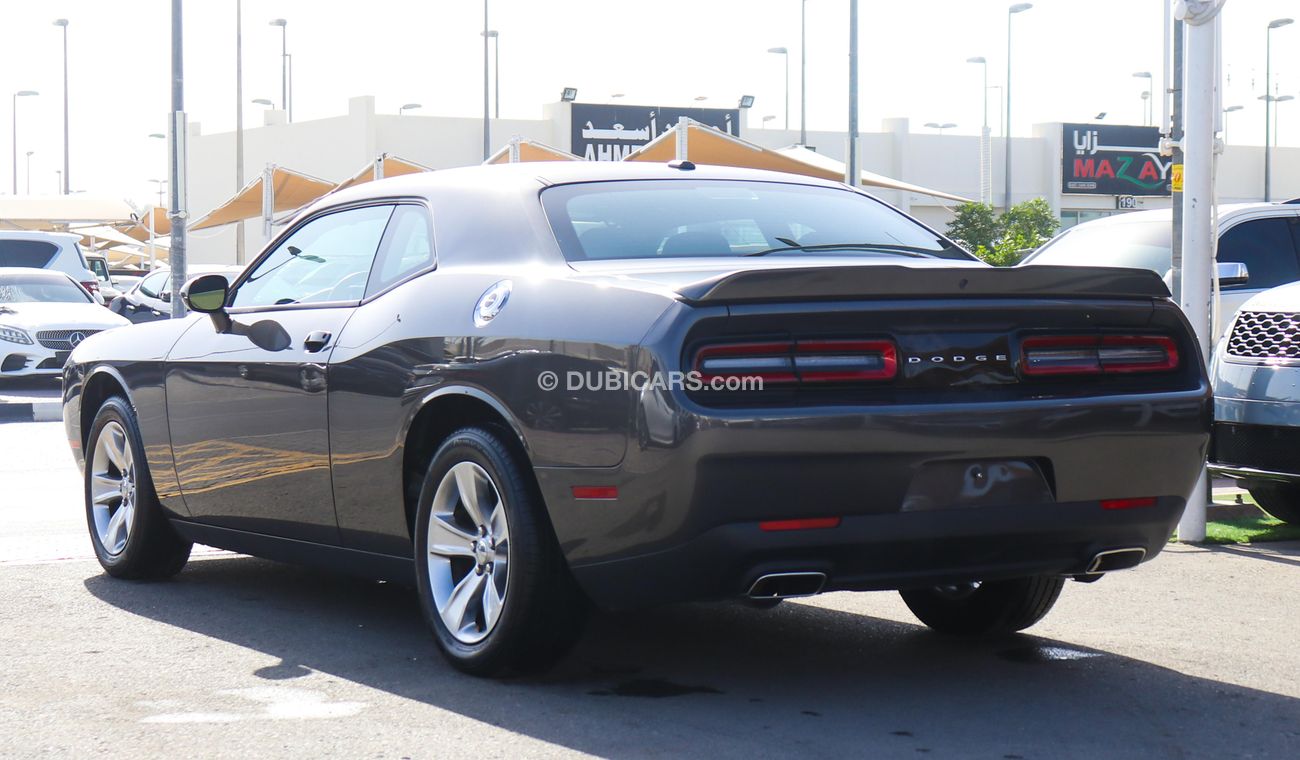 Dodge Challenger