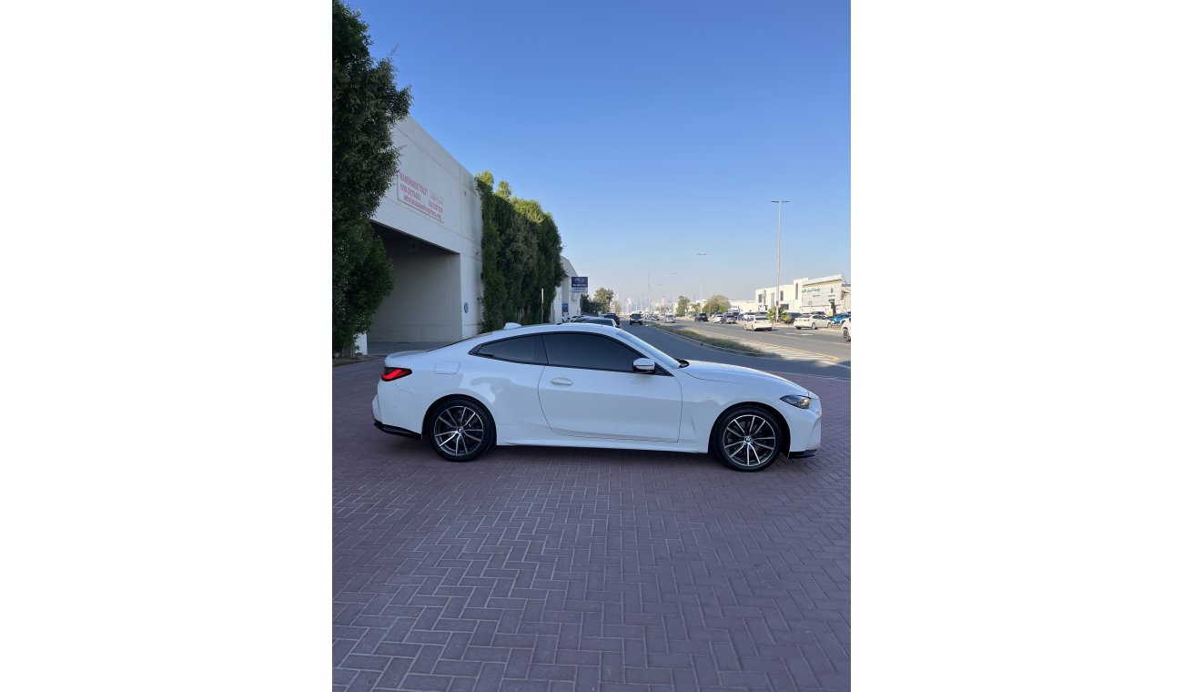 بي أم دبليو 430i