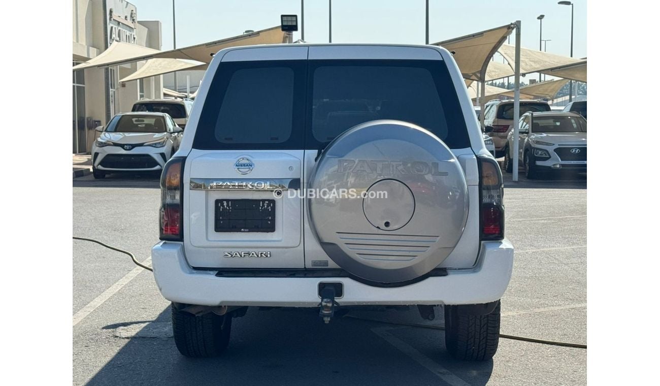 Nissan Patrol Safari NISSAN PATROL SAFARI 2016 GCC FULL OPTION PERFECT CONDITION