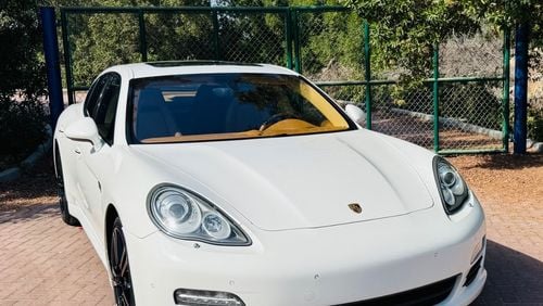 Porsche Panamera Std 3.6L (306 HP)