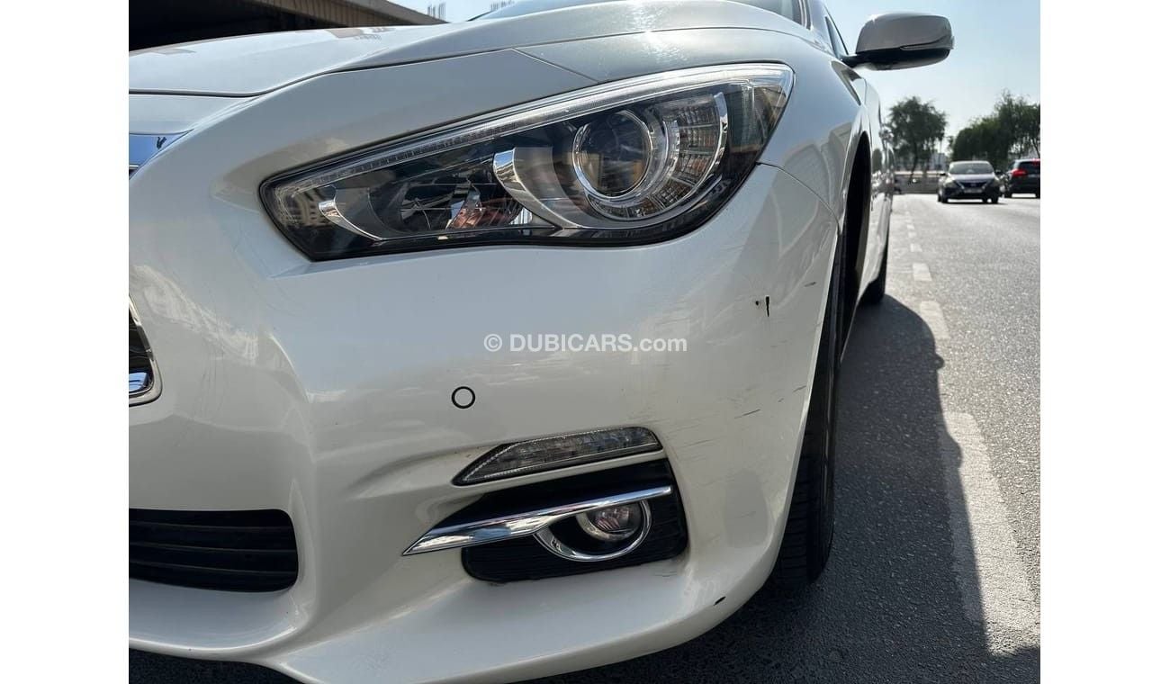 إنفينيتي Q50 Luxe 2.0L