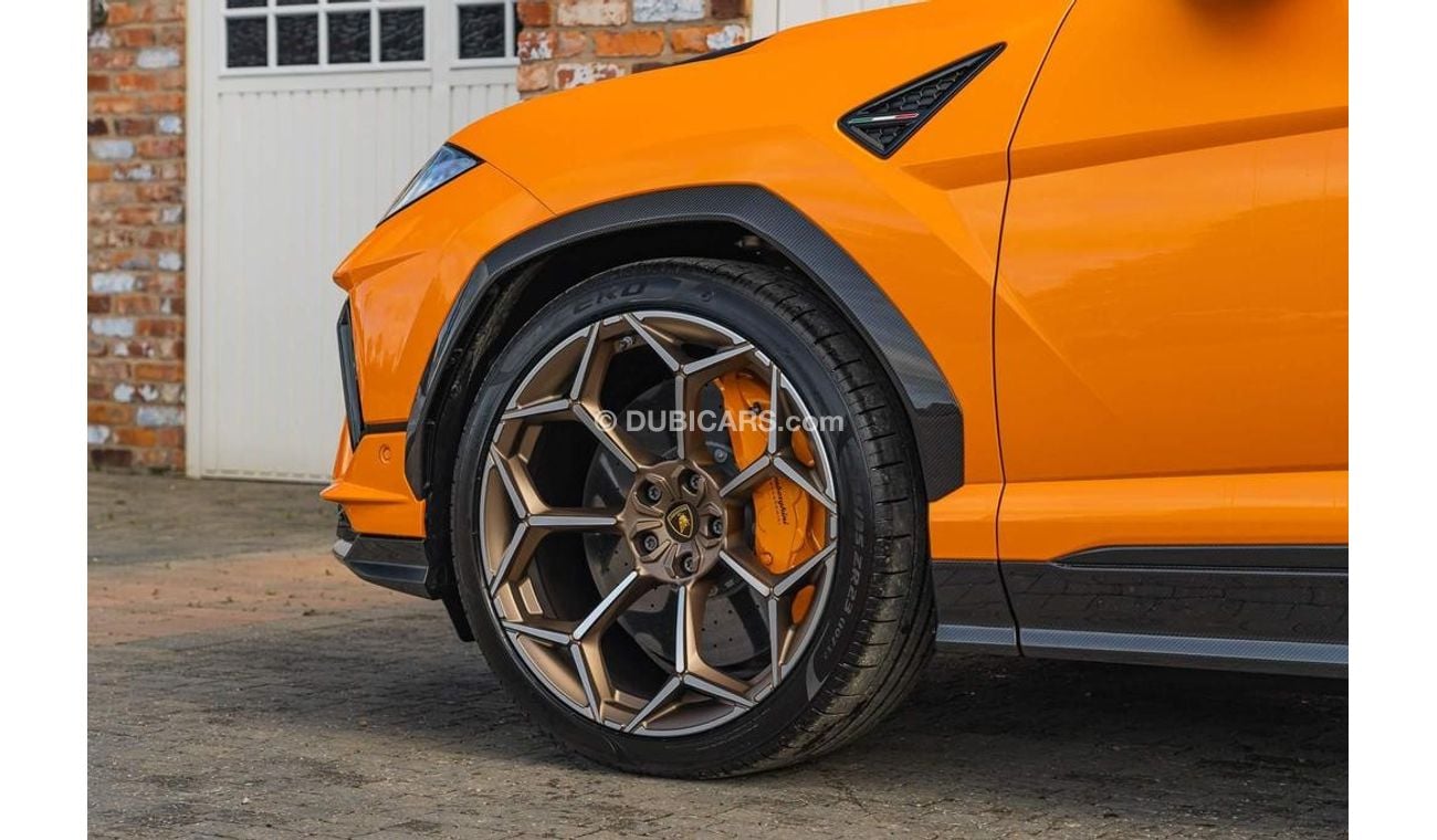 Lamborghini Urus 4.0 V8 BiTurbo Performante RIGHT HAND DRIVE