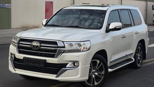 Toyota Land Cruiser VXR 5.7L 4WD Toyota Land Cruiser VXR 5.7 S