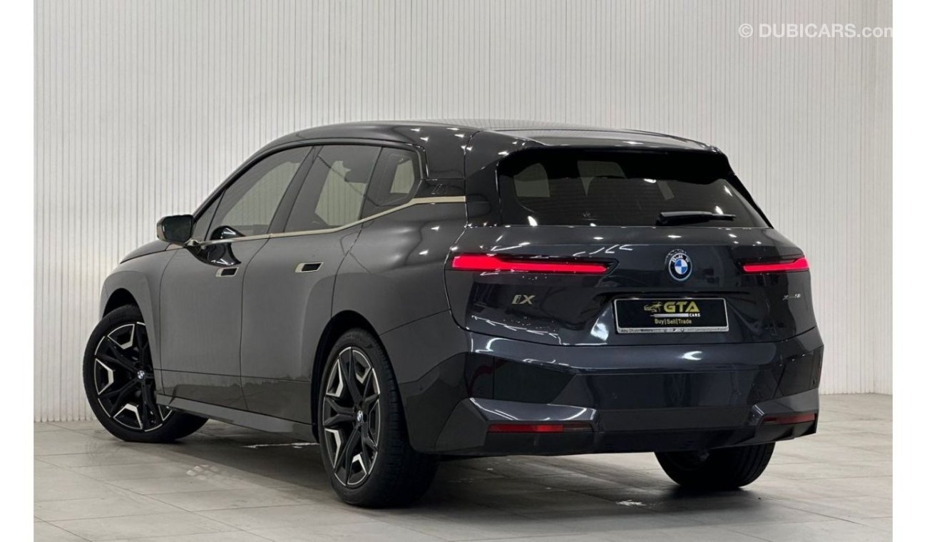 بي أم دبليو iX 2023 BMW IX XDrive50 Sport Suite Edition, 6 Years Agency Warranty + 5 Years Service Contract, GCC