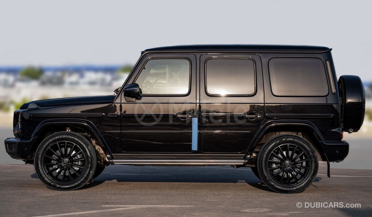 Mercedes-Benz G 500 4.0L PETROL – OBSIDIAN BLACK: MBUX, OFF-ROAD MODES, AND PREMIUM COMFORT