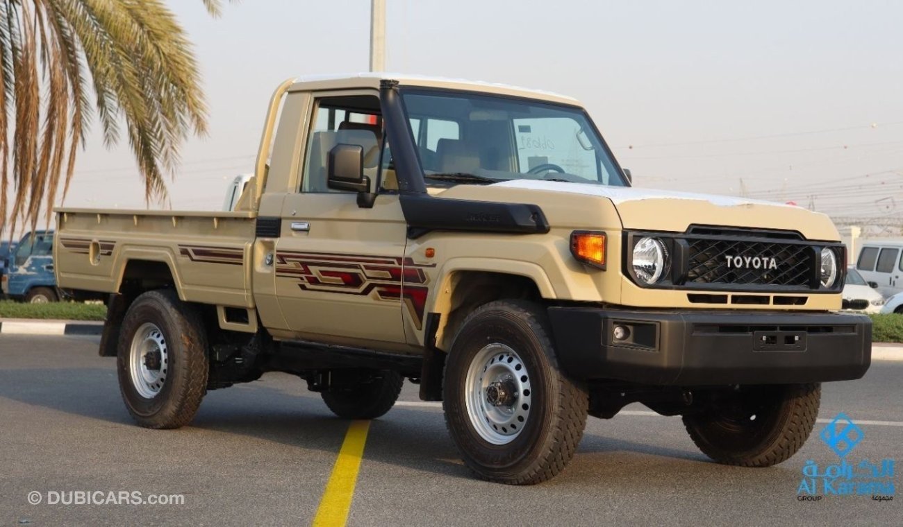 Toyota Land Cruiser Pick Up DIESEL 4.5 LTR V8 2024 , DIFFLOCK ,POWER WINDOW , CENTER LOCK , 11 LEAF SUSPENSION ,dual fuel tank