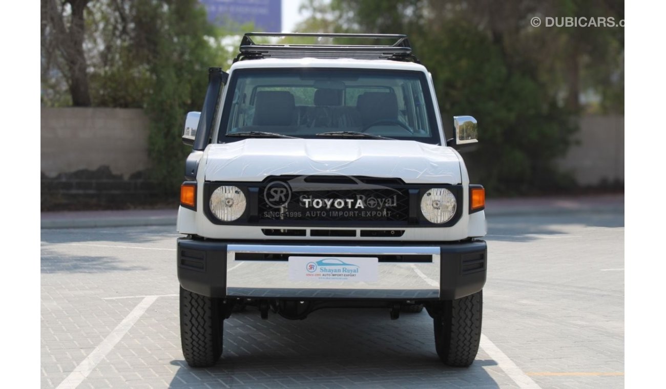 تويوتا لاند كروزر هارد توب LHD LC76 4.5L TDSL-E V8 4WD 5DR 5S MT 2024MY WITH ROOF RAIL