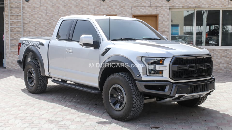 Used Ford Raptor 2017 for sale in Ajman - 310011