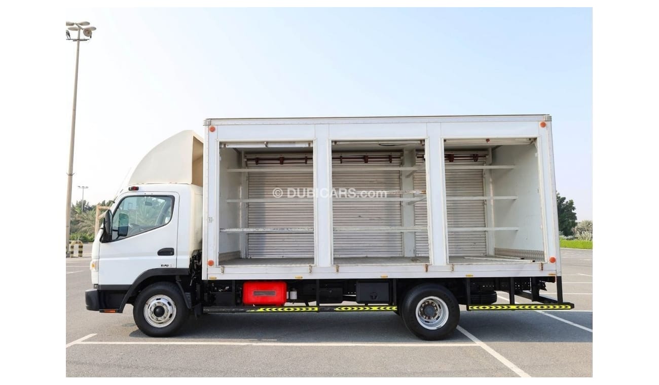 Mitsubishi Canter | Long Chassis | Shutter Box Water Body | Excellent Condition | GCC