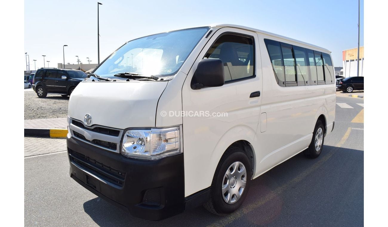 Toyota Hiace Toyota Hiace Bus 13 seater, model:2012. Excellent condition