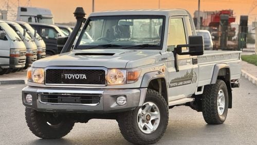 تويوتا لاند كروزر بيك آب Toyota LC pick up model 2014 diesel engine RHD