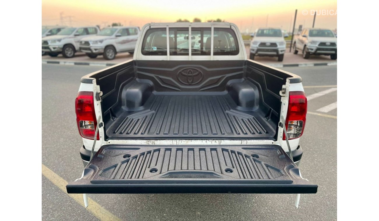 تويوتا هيلوكس 2019 Toyota Hilux GL 2.7L V4 - AWD 4x4 - Patrol Automatic - 149,000 km