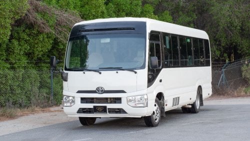 Toyota Coaster 2019 | TOYOTA COASTER | 23-SEATER | AUTOMATIC DOOR | GCC SPECS | T00501