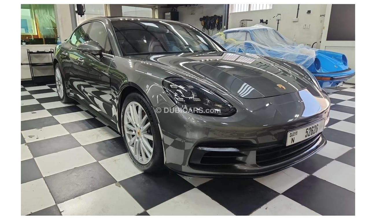 Porsche Panamera