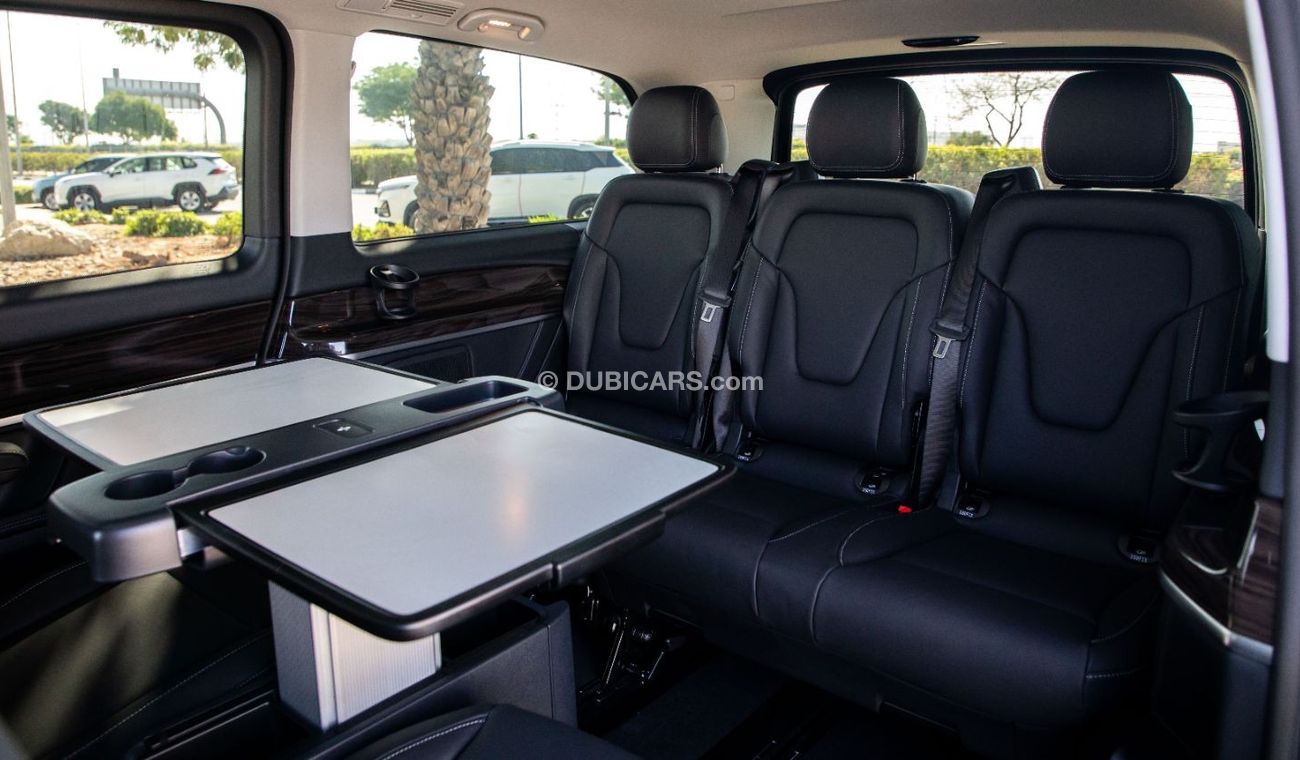 Mercedes-Benz V 250 AVANTGARDE+ VIP TABLE PACKAGE / 7Seaters /2023