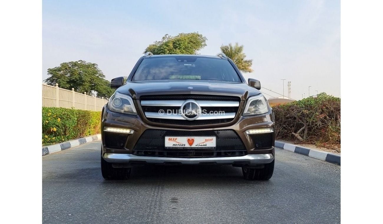 Mercedes-Benz GL 500 4 MATIC V8 - FULL OPTION - GCC SPECIFICATION - EXCELLENT CONDITION