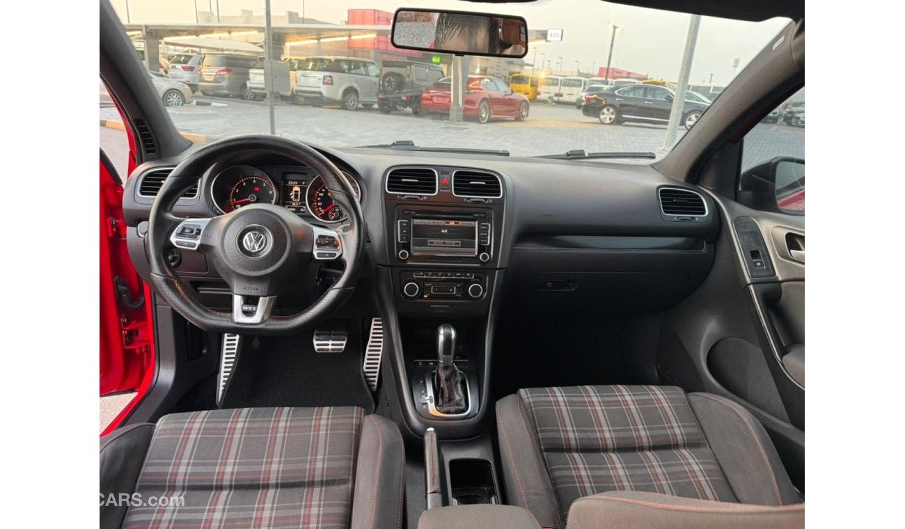 Volkswagen Golf very excellent condition inside and outside