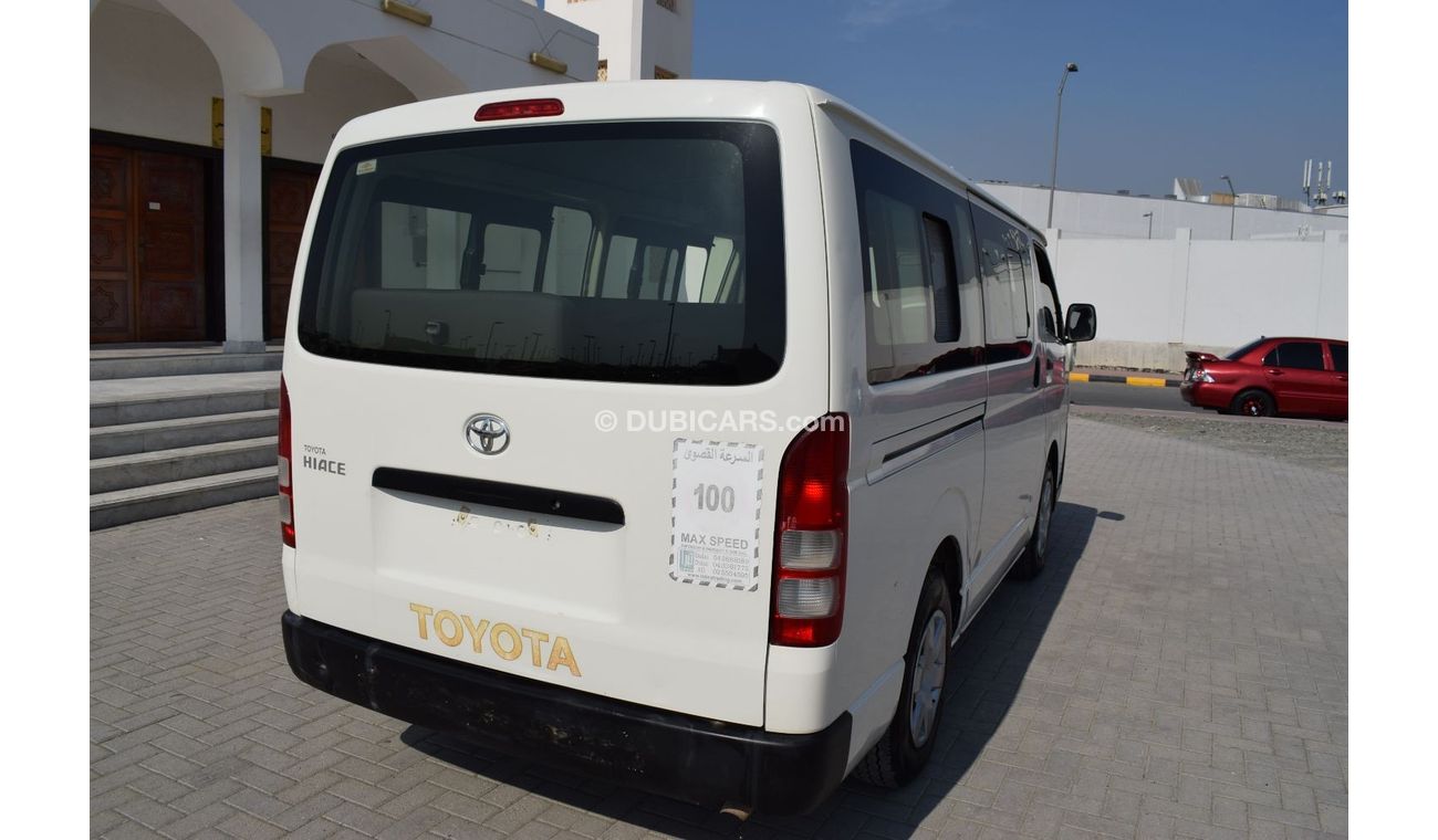 Toyota Hiace GL - Standard Roof Toyota Hiace 13 seater Bus, Model:2014. Excellent condition