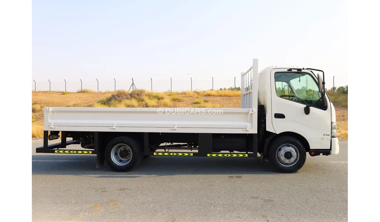 هينو 300 HINO\Hino 300 Series 714 Cargo Body MY2024