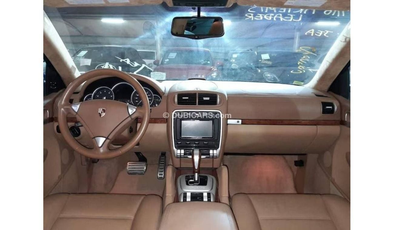 بورش كايان PORSCHE CAYENNE TURBO 4.8L 2008, WITH BEIGE LEATHER SEATS, SUNROOF AND MORE..