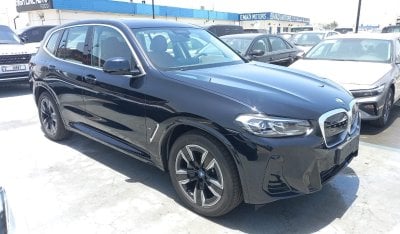 بي أم دبليو iX3 2024 BMW IX3 LEADING RWD 210KW, 540 KM