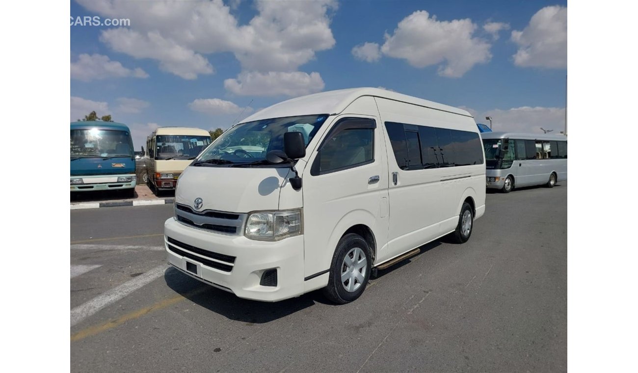 Toyota Hiace TOYOTA HIACE COMMUTER VAN RIGHT HAND DRIVE(PM09879)