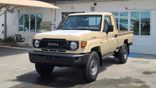 تويوتا لاند كروزر بيك آب TOYOTA LC PICKUP SINGLE PETROL 4.0L AT NEW SAHPE 2024 (LC79 SC)