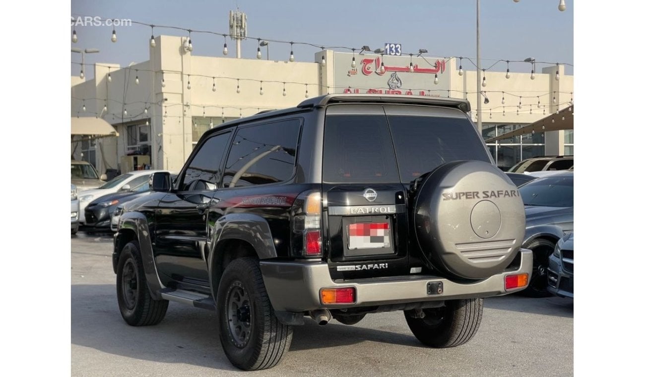 Nissan Patrol Super Safari 2009 model, Full option, sunroof, 2021 super safari kit inside and out, 8 cylinders, automatic trans