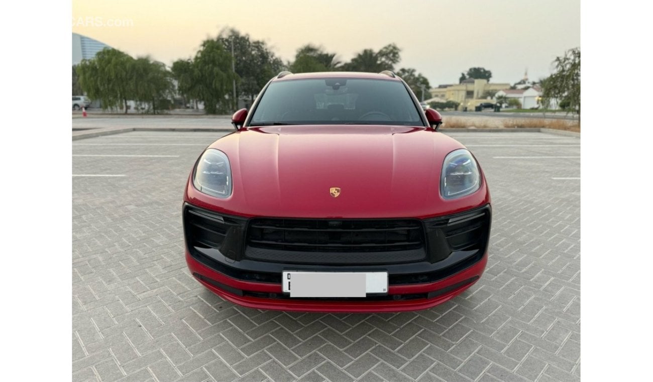 Porsche Macan T GCC - Unique Colour - Full Service History - Clean as Brand New - Full body ceramic