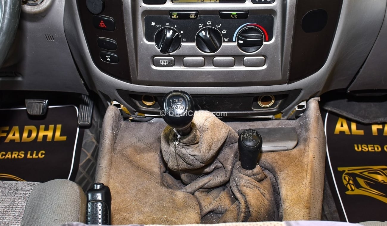 Toyota Land Cruiser G  Manual transmission